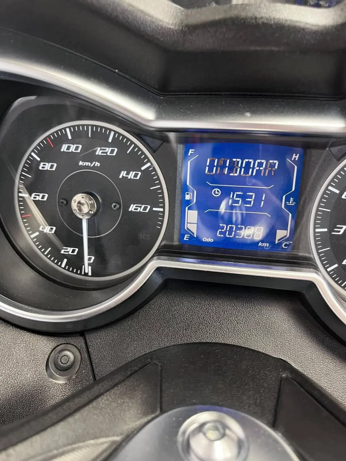 Yamaha X-Max 300 Iron Max (2019 - 20) (3)