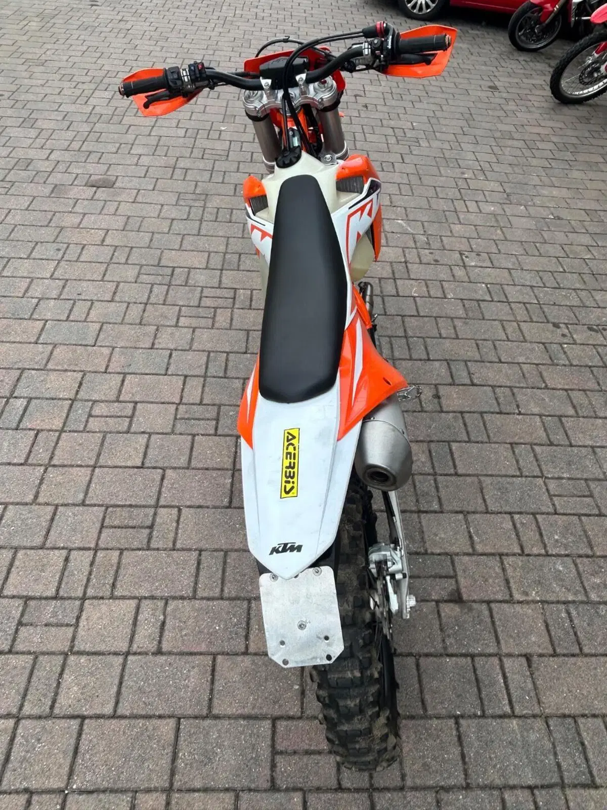 KTM 250 EXC TBI (2024) (4)