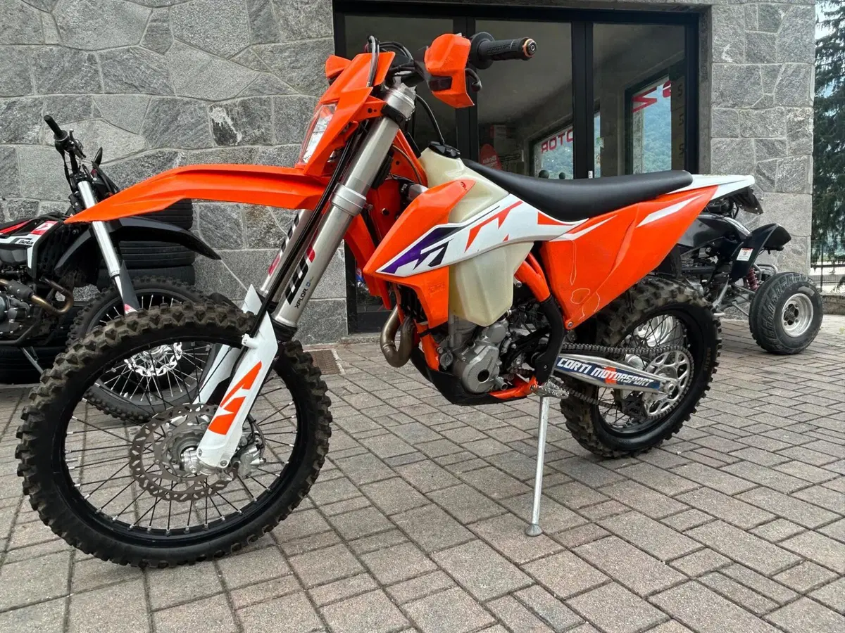 KTM 250 EXC TBI (2024) (6)
