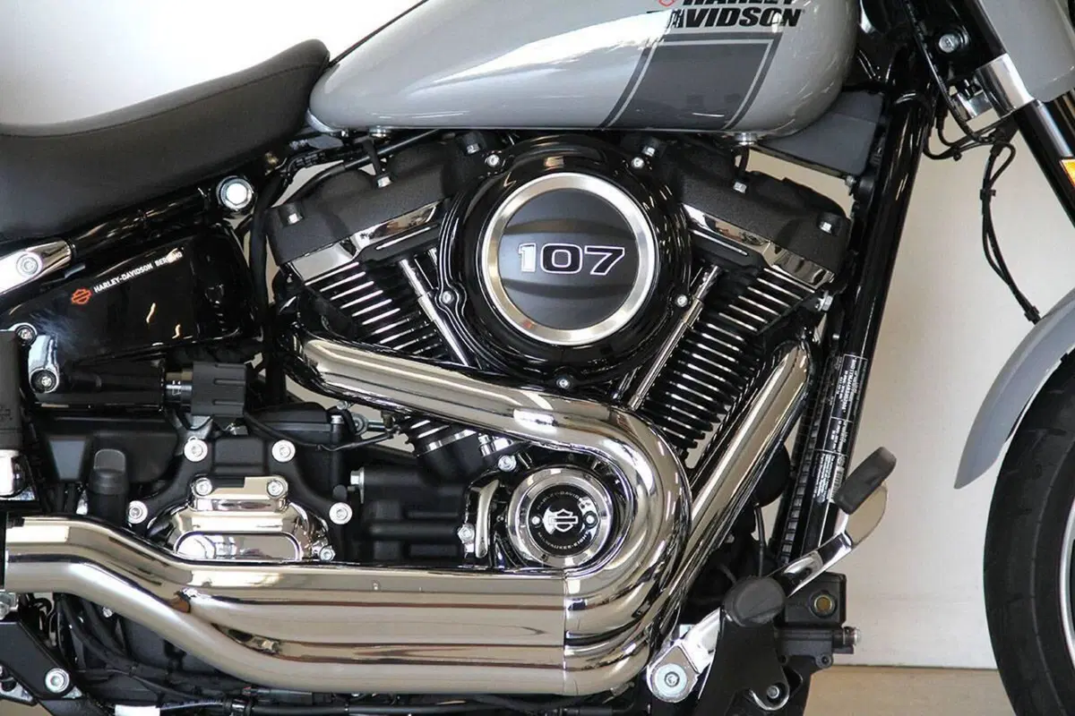 Harley-Davidson Sport Glide (2021 - 25) (4)