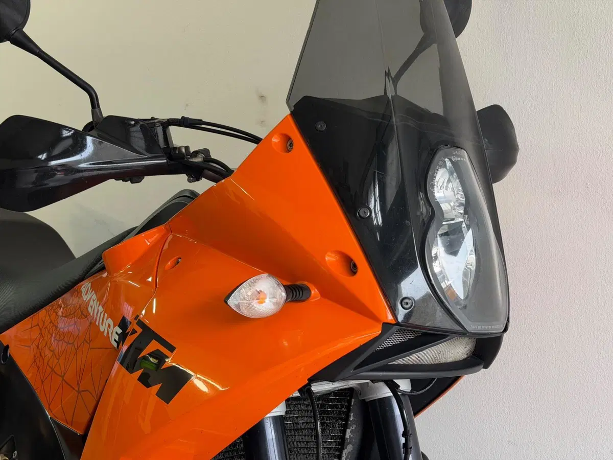 KTM 990 Adventure (2009 - 11) (2)