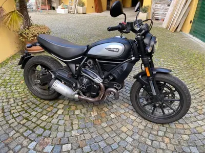 Ducati Scrambler 800 Icon Dark (2020) usata