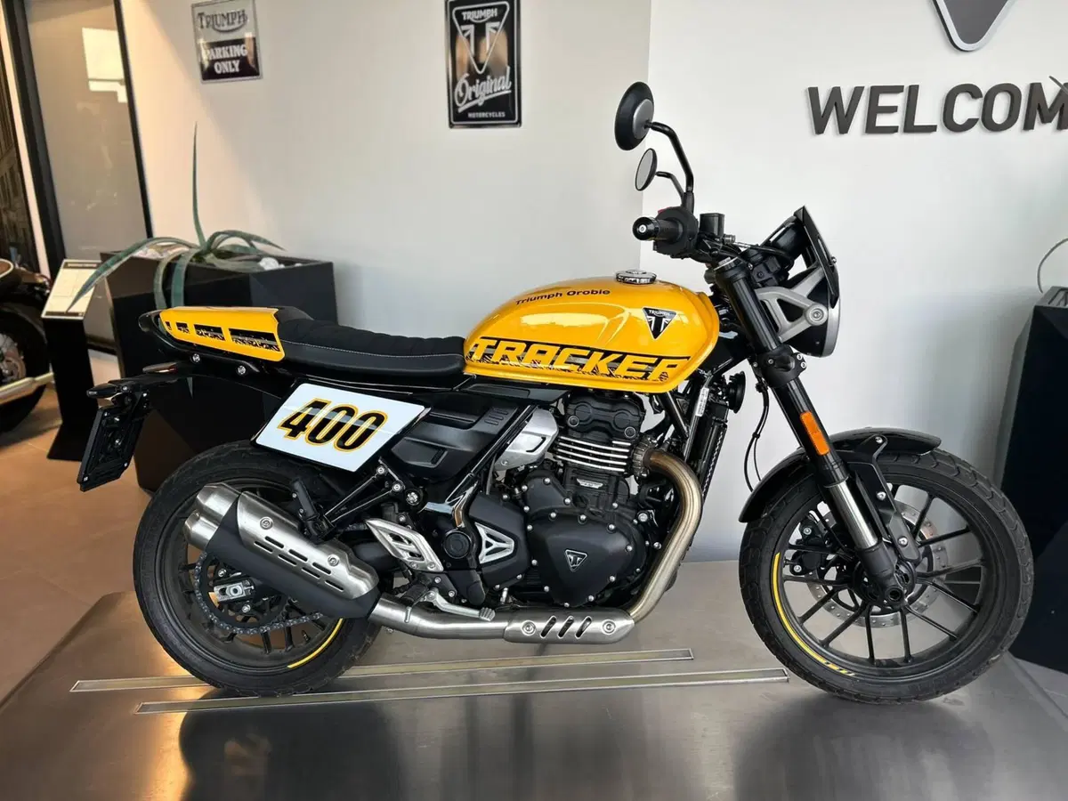 Triumph Tracker 400 (2026)