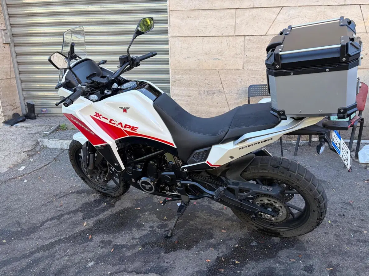 Moto Morini X-Cape 650 (2021 - 26) (2)