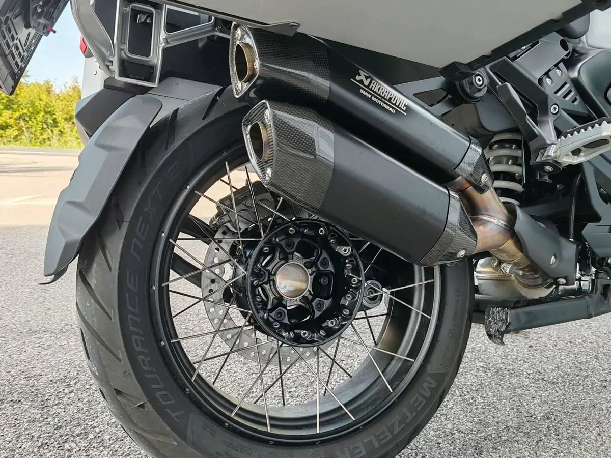 Bmw R 1300 GS Adventure Trophy (2025 - 26) (9)
