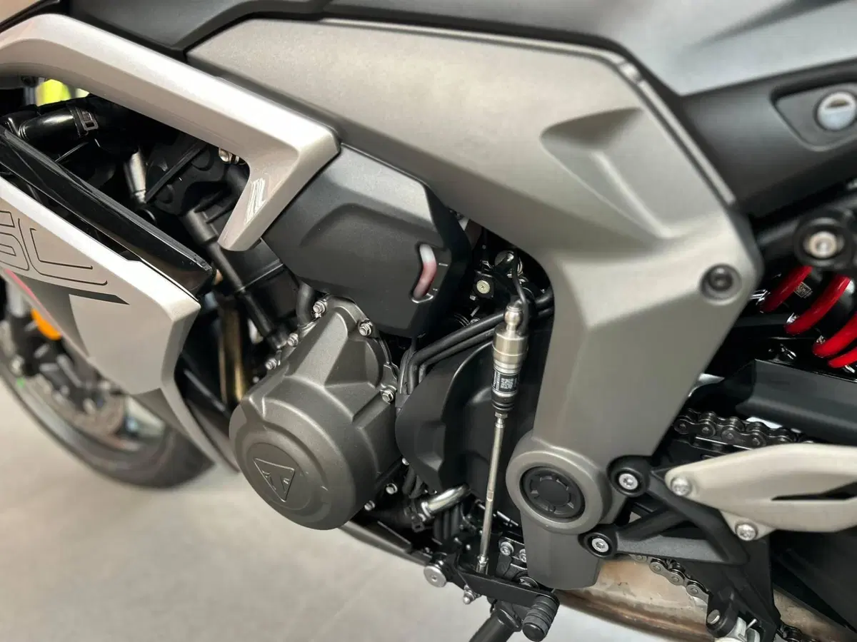 Triumph Daytona 660 (2027) (7)