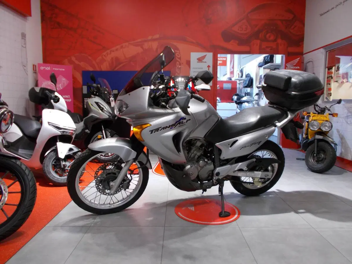 Honda Transalp XL 650V (2000 - 04)