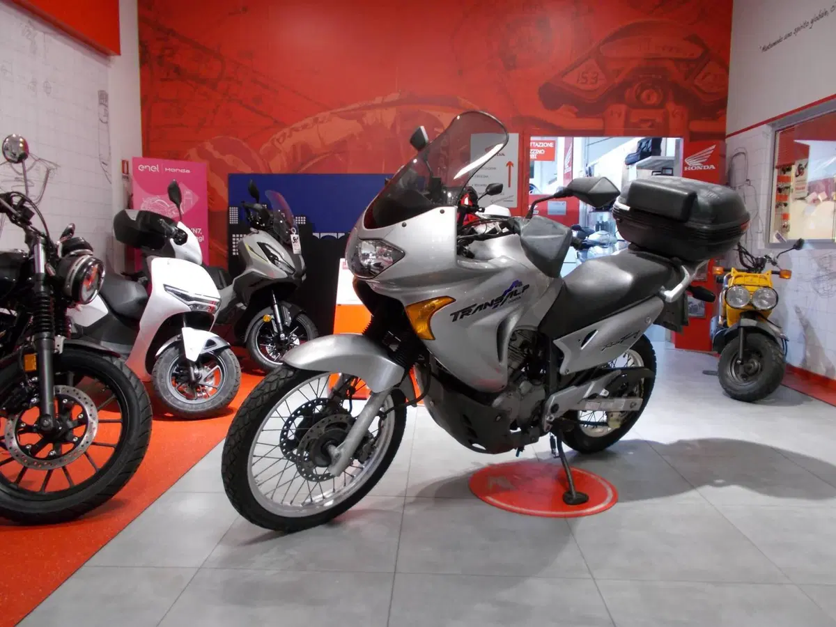Honda Transalp XL 650V (2000 - 04) (3)