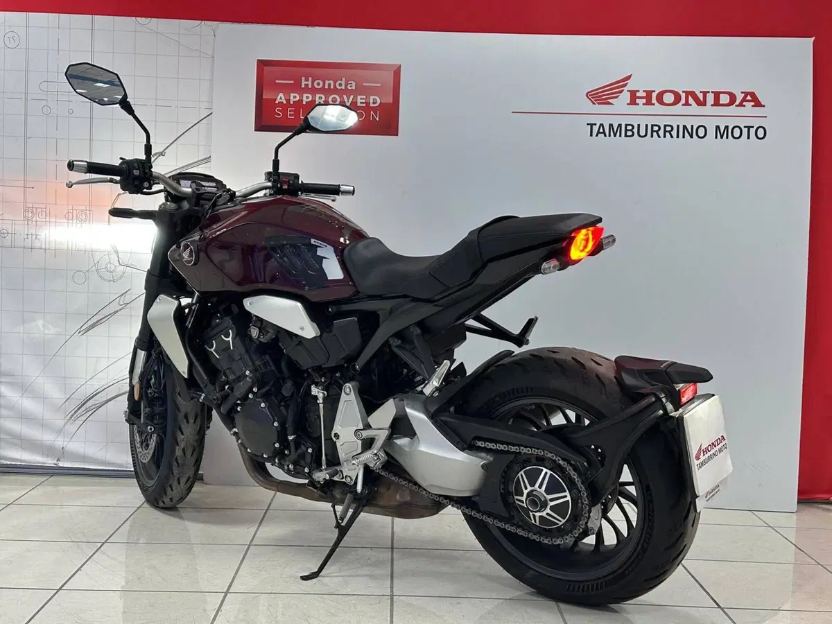 Honda CB 1000 R (2021 - 25) (4)