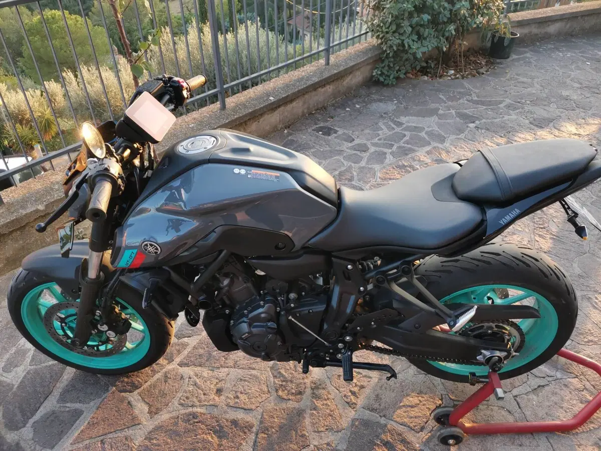 Yamaha MT-07 Pure (2023 - 25) (2)