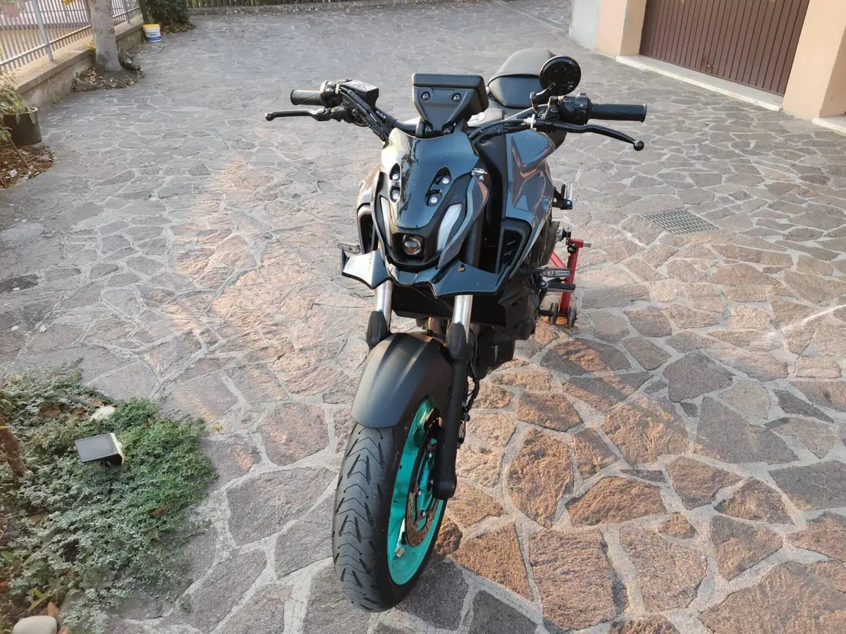 Yamaha MT-07 Pure (2023 - 25) (4)