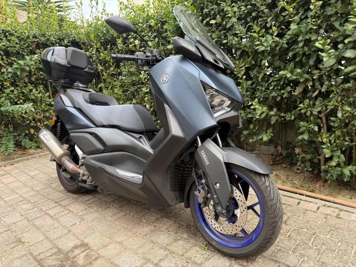 Yamaha X-Max 300 (2021 - 24) (3)