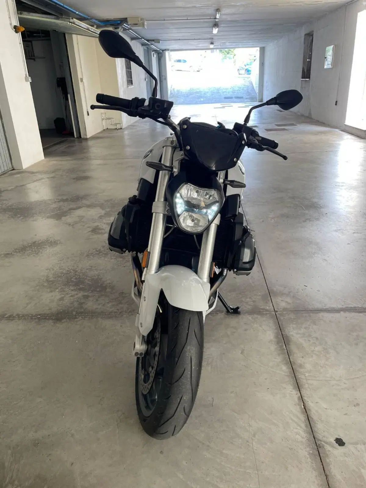 Bmw R 1200 R (2017 - 18) (2)