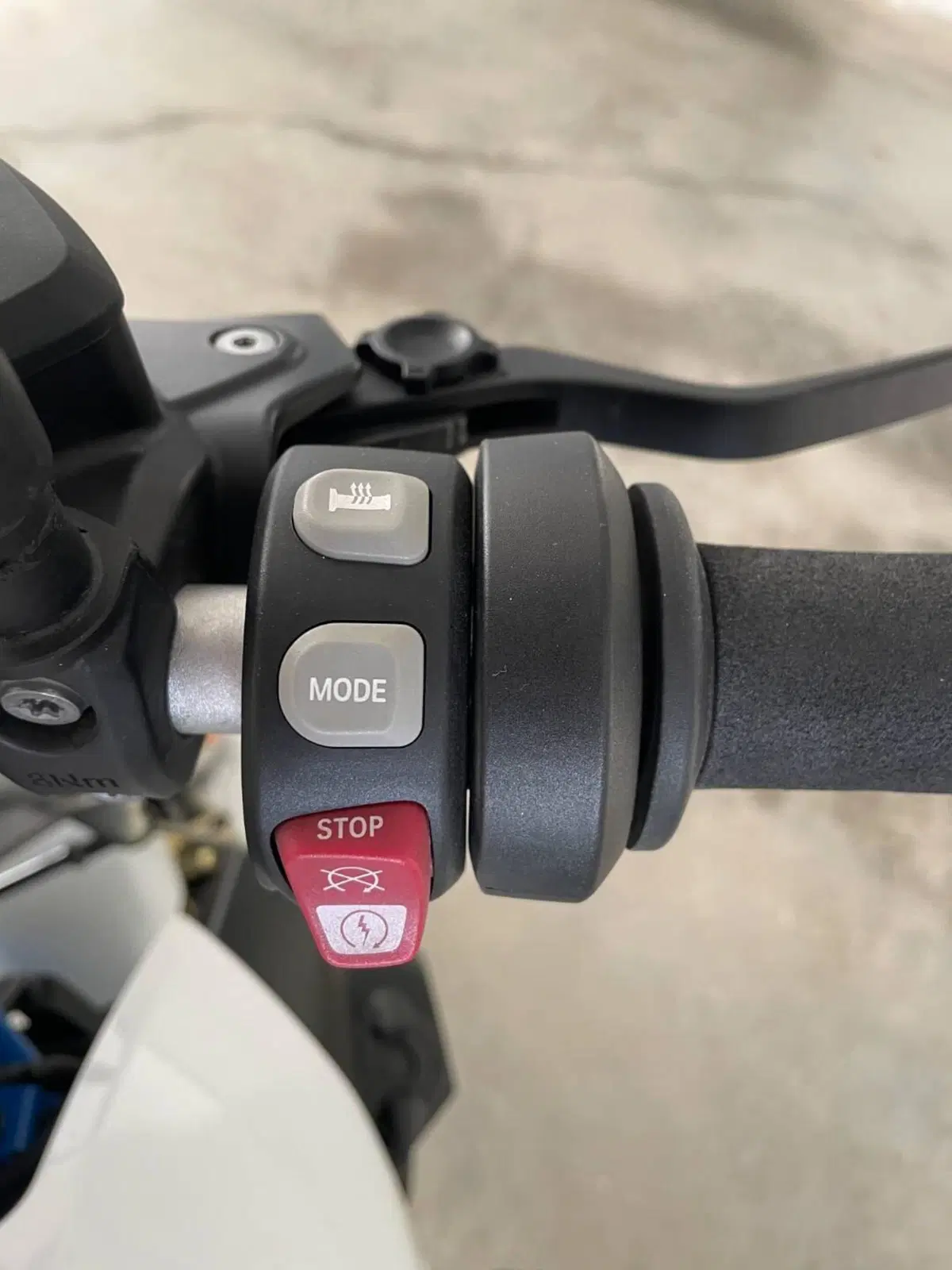 Bmw R 1200 R (2017 - 18) (5)