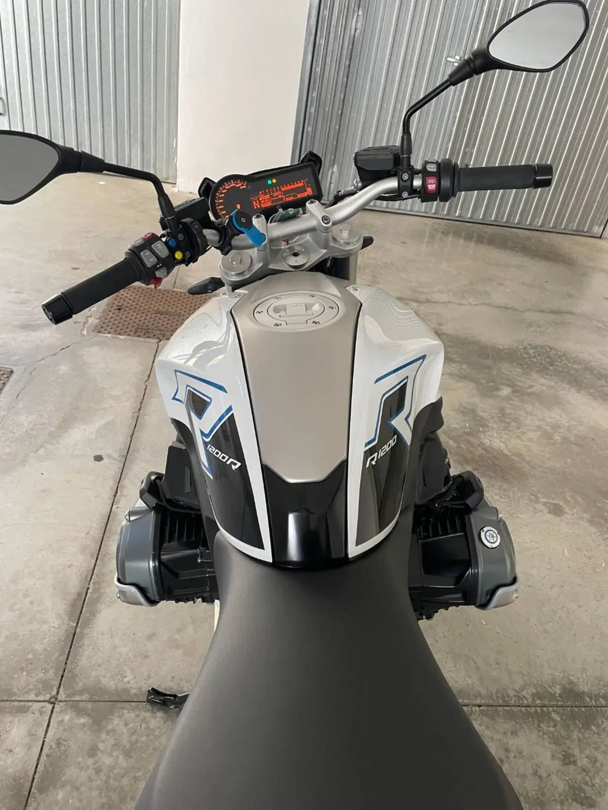 Bmw R 1200 R (2017 - 18) (7)