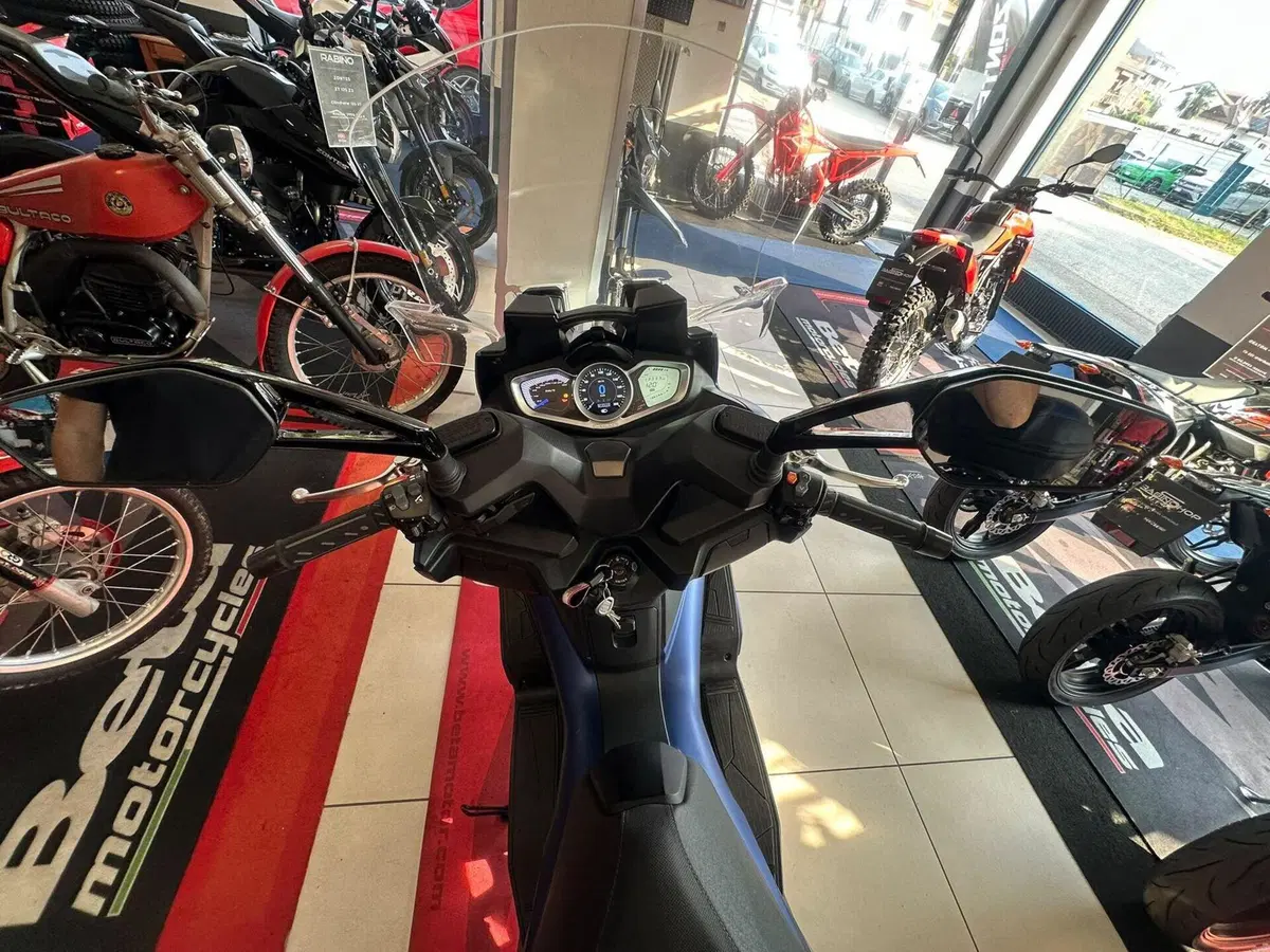 Kymco Xciting 400i S ABS (2019 - 20) (9)