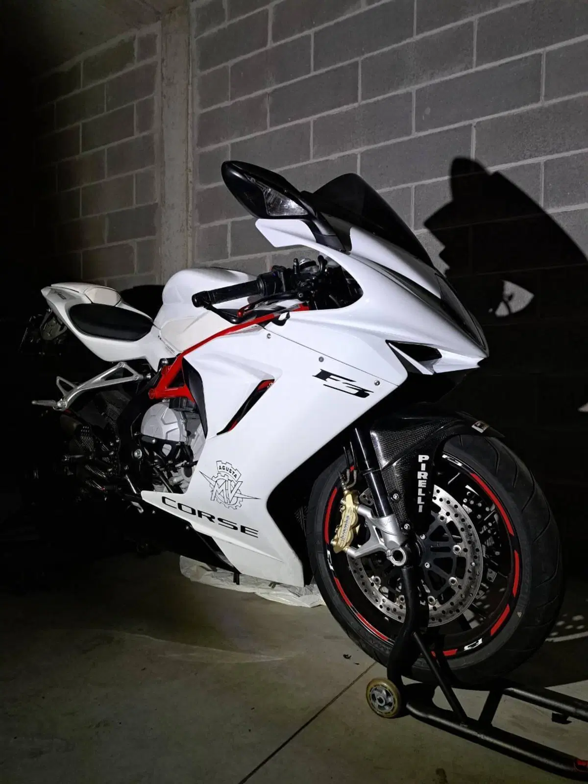 MV Agusta F3 675 (2011 - 15) (16)