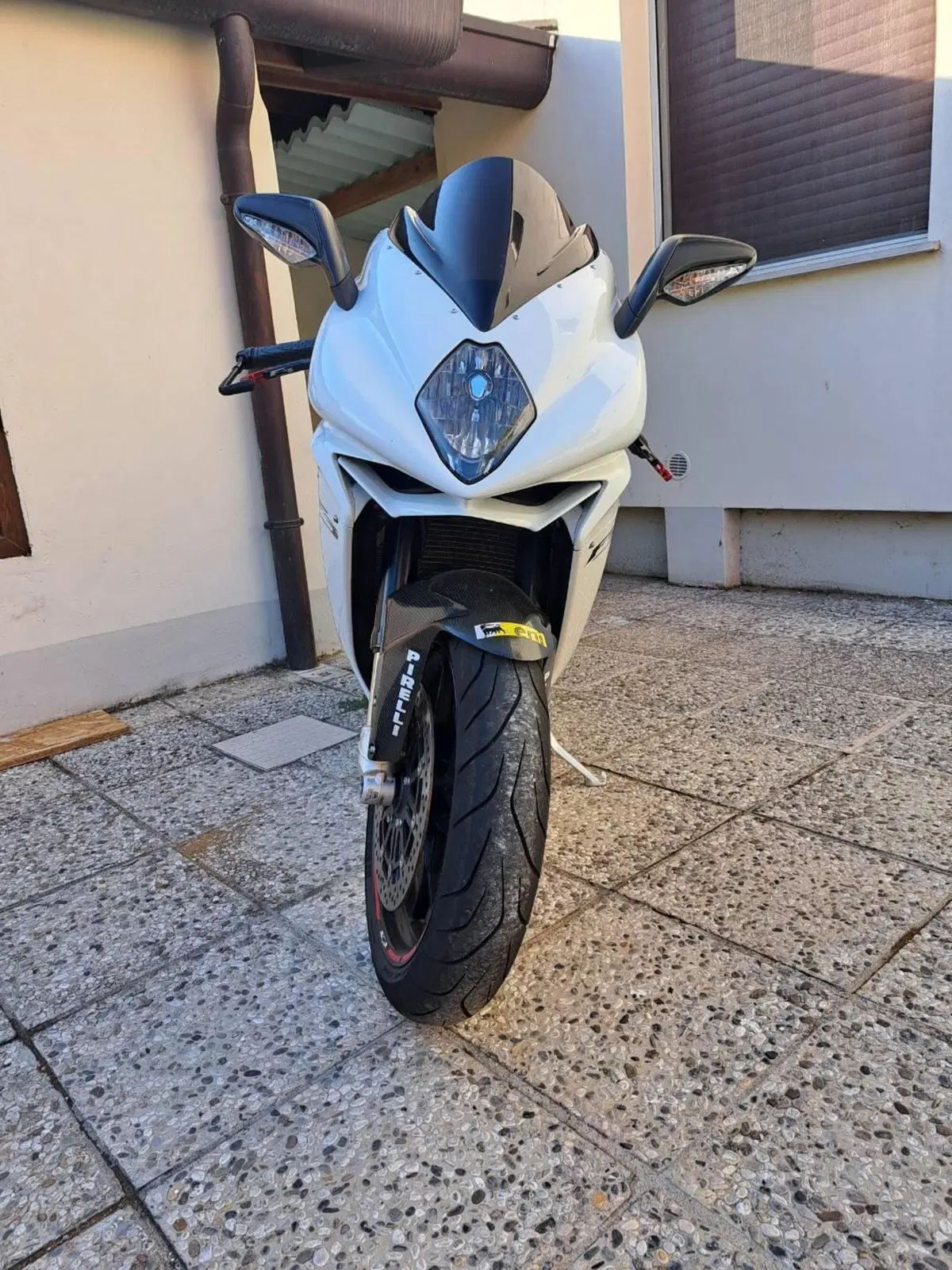 MV Agusta F3 675 (2011 - 15) (5)