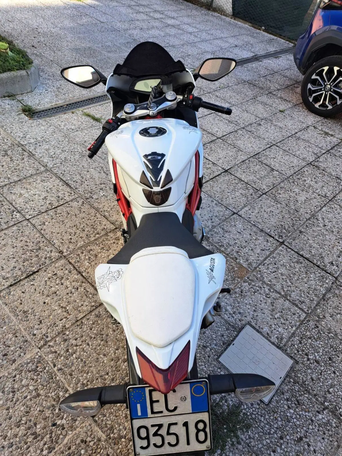 MV Agusta F3 675 (2011 - 15) (6)