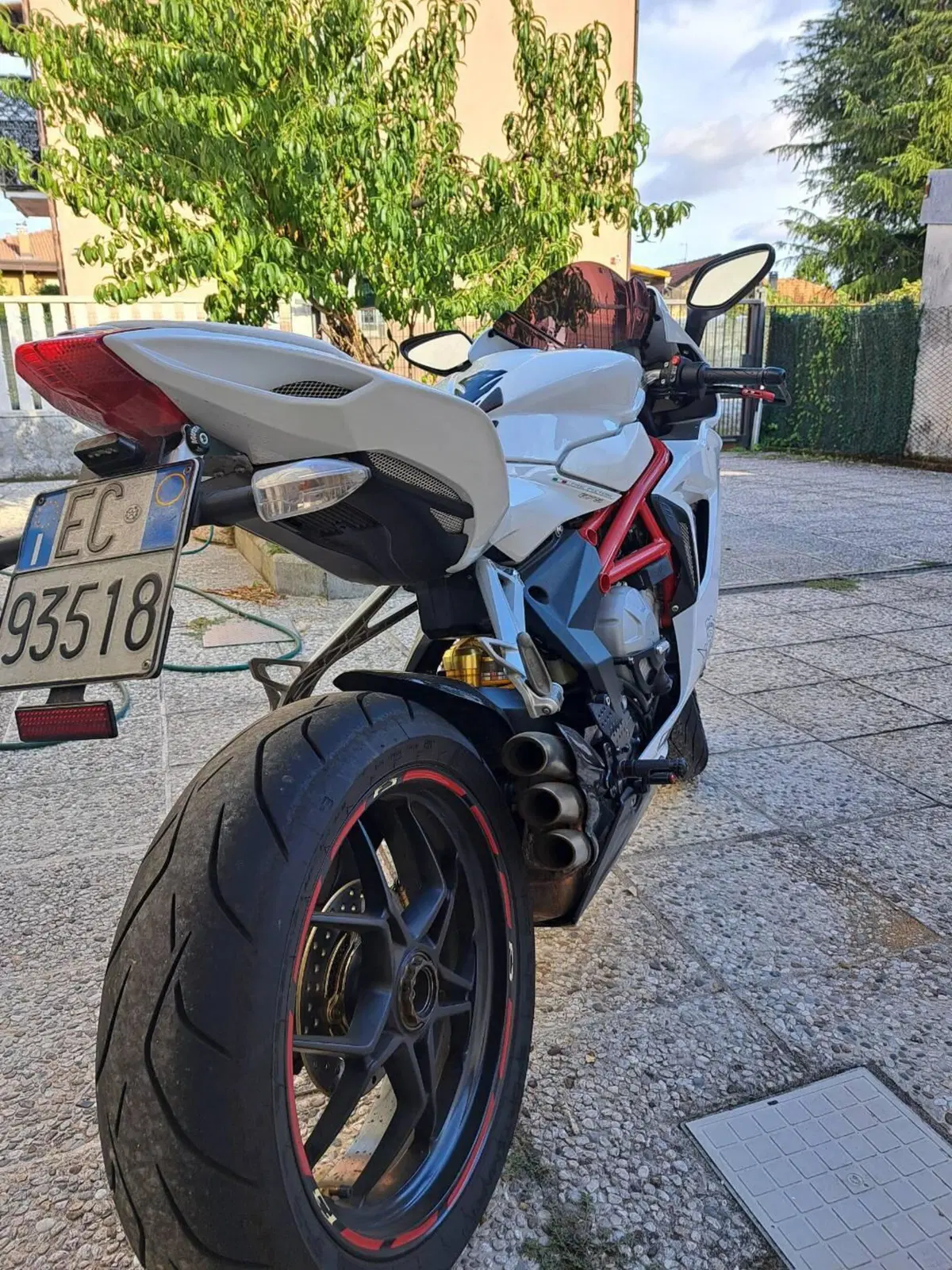 MV Agusta F3 675 (2011 - 15) (8)