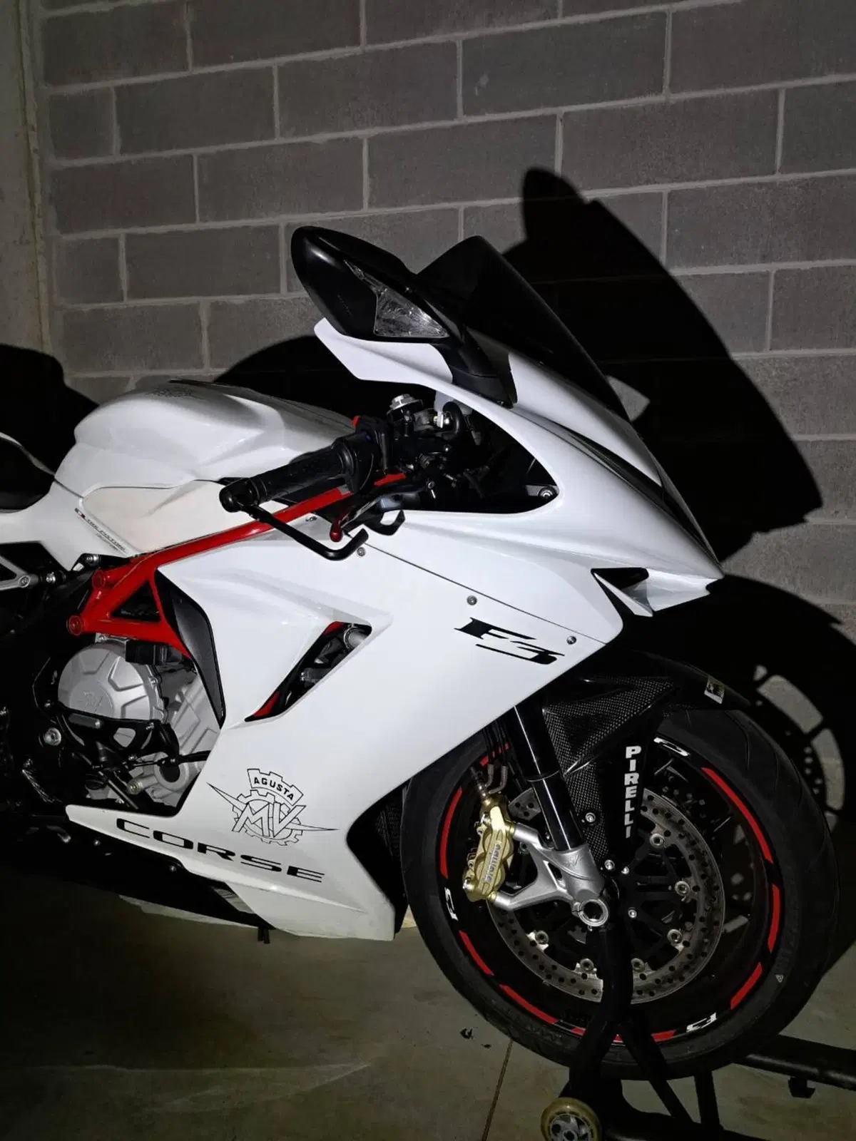 MV Agusta F3 675 (2011 - 15) (13)