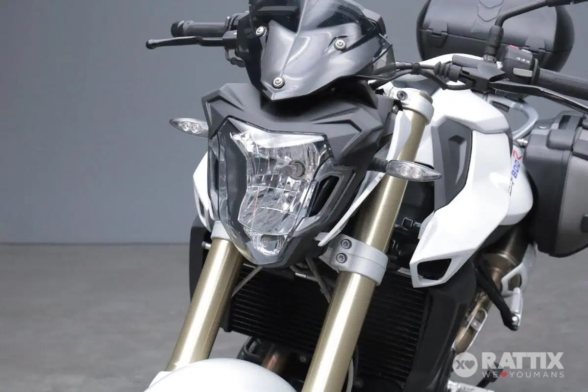 Bmw F 800 R (2015 - 16) (6)