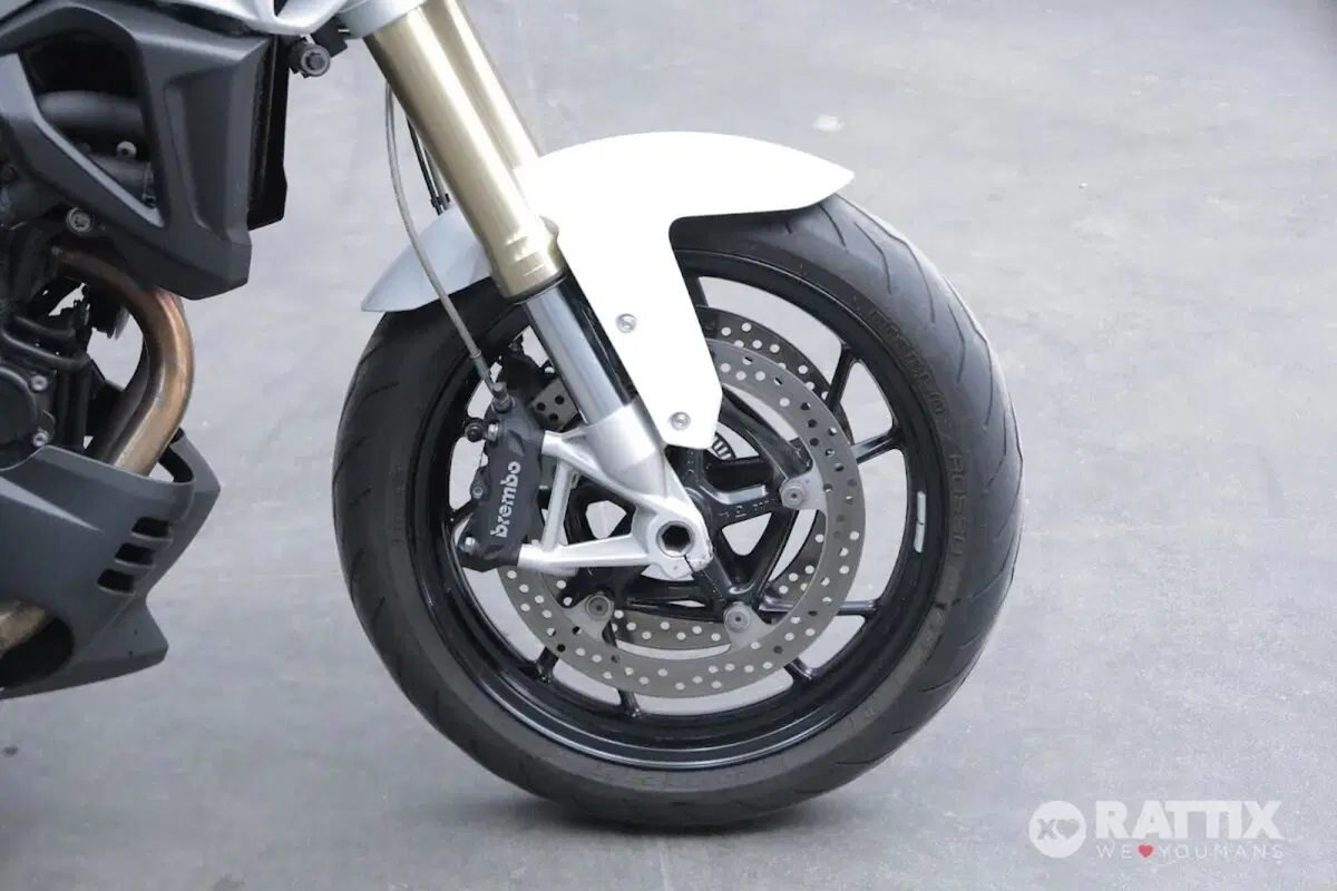 Bmw F 800 R (2015 - 16) (9)