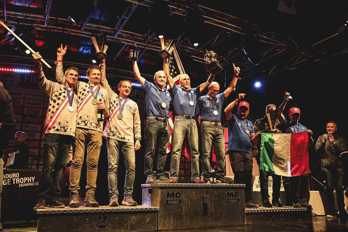 Enduro Vintage Trophy. Vincono gli USA (storico). Italia terza nel Troifeo, ma prima nel Vaso d’Argento (8)