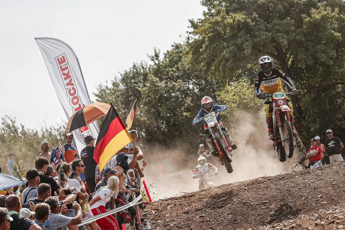 Enduro Vintage Trophy. Vincono gli USA (storico). Italia terza nel Troifeo, ma prima nel Vaso d’Argento (21)