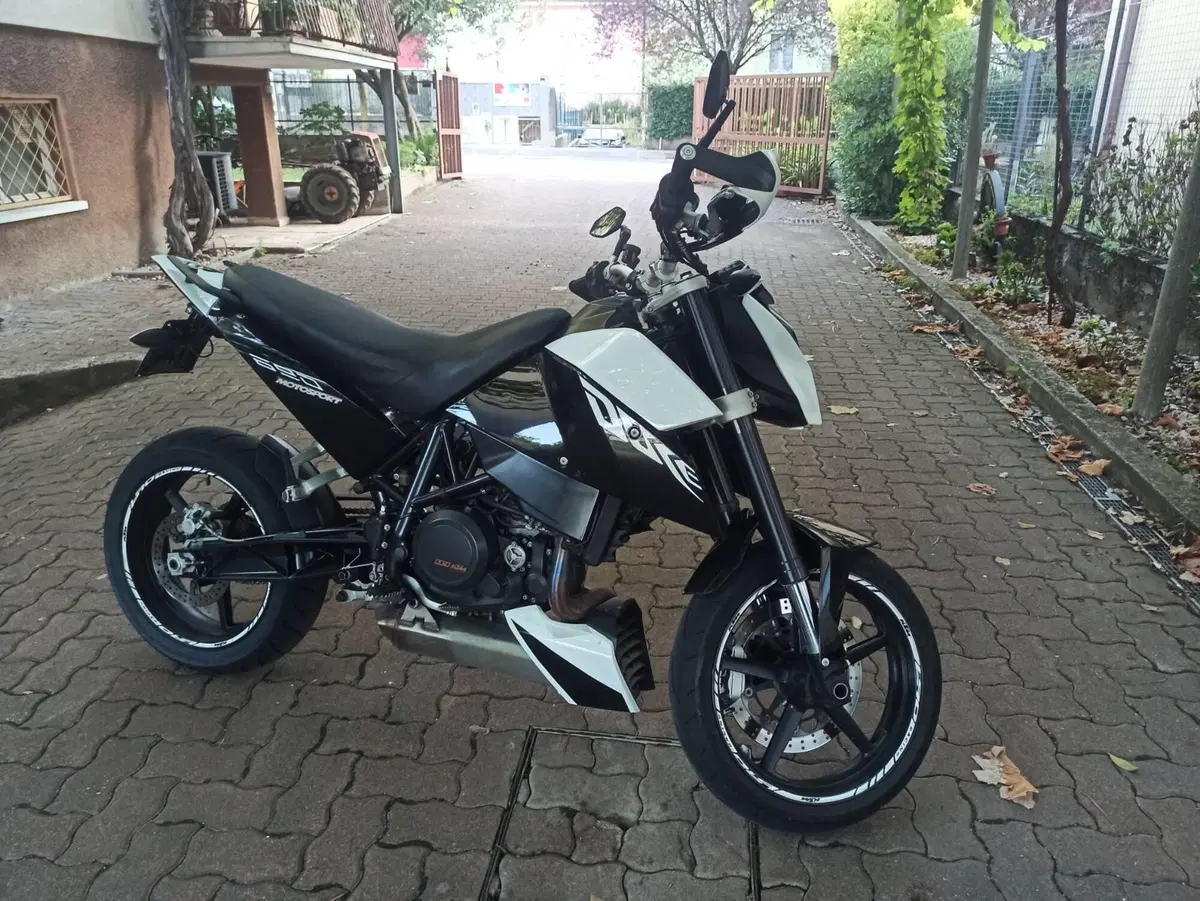 KTM 690 Duke (2007 - 09) (2)