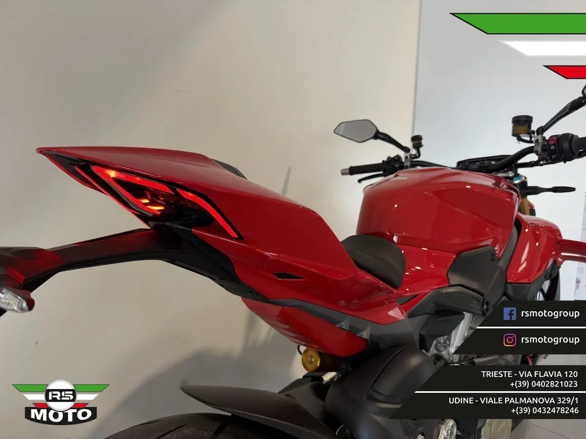 Ducati Streetfighter V4 S (2025 - 26) (4)