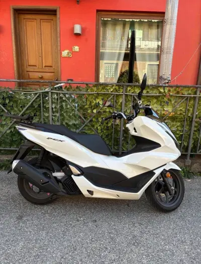 Honda PCX 125 (2021 - 24) usata