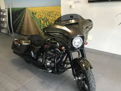 Harley-Davidson 1690 Street Glide Special (2014 - 16) - FLHX usata