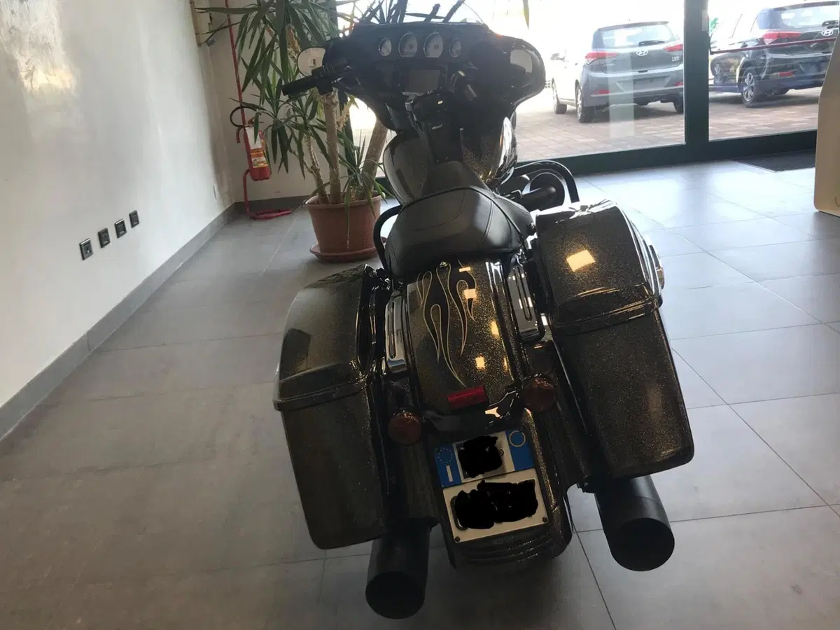Harley-Davidson 1690 Street Glide Special (2014 - 16) - FLHX (3)