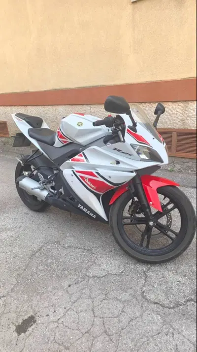 Yamaha YZF R125 (2008 - 13) usata