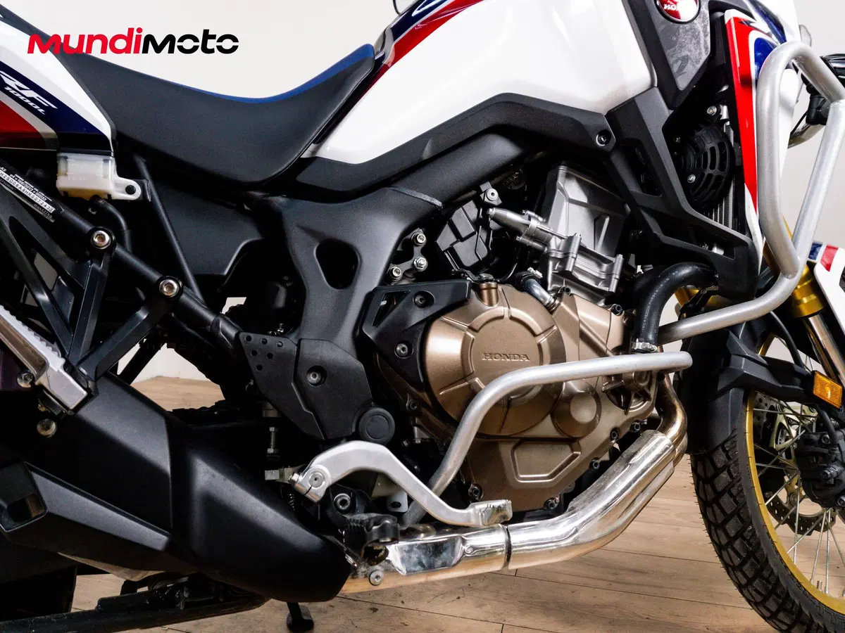Honda Africa Twin CRF 1000L (2016 - 17) (4)