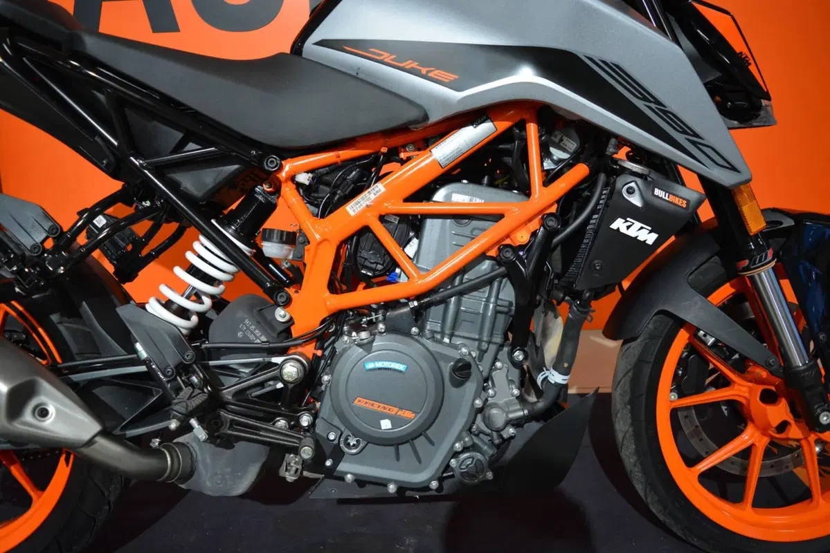 KTM 390 Duke (2021 - 23) (14)