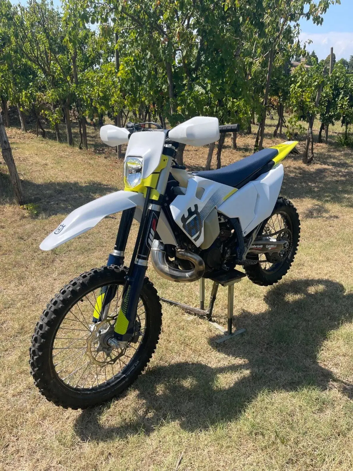 Husqvarna TE 300 (2024) (10)