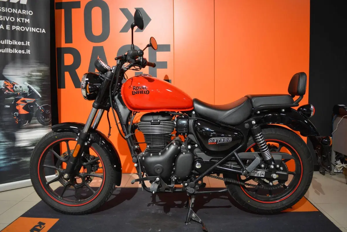 Royal Enfield Meteor 350 (2021 - 26) (2)
