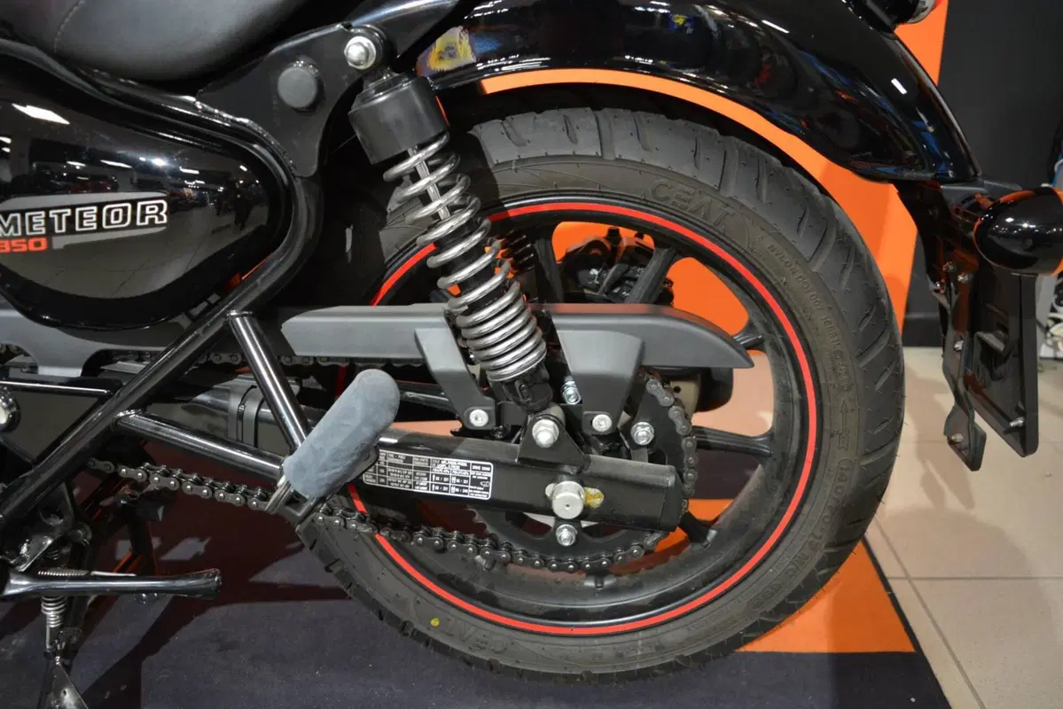 Royal Enfield Meteor 350 (2021 - 26) (16)