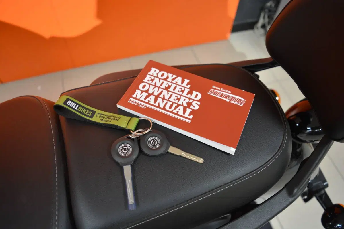 Royal Enfield Meteor 350 (2021 - 26) (18)