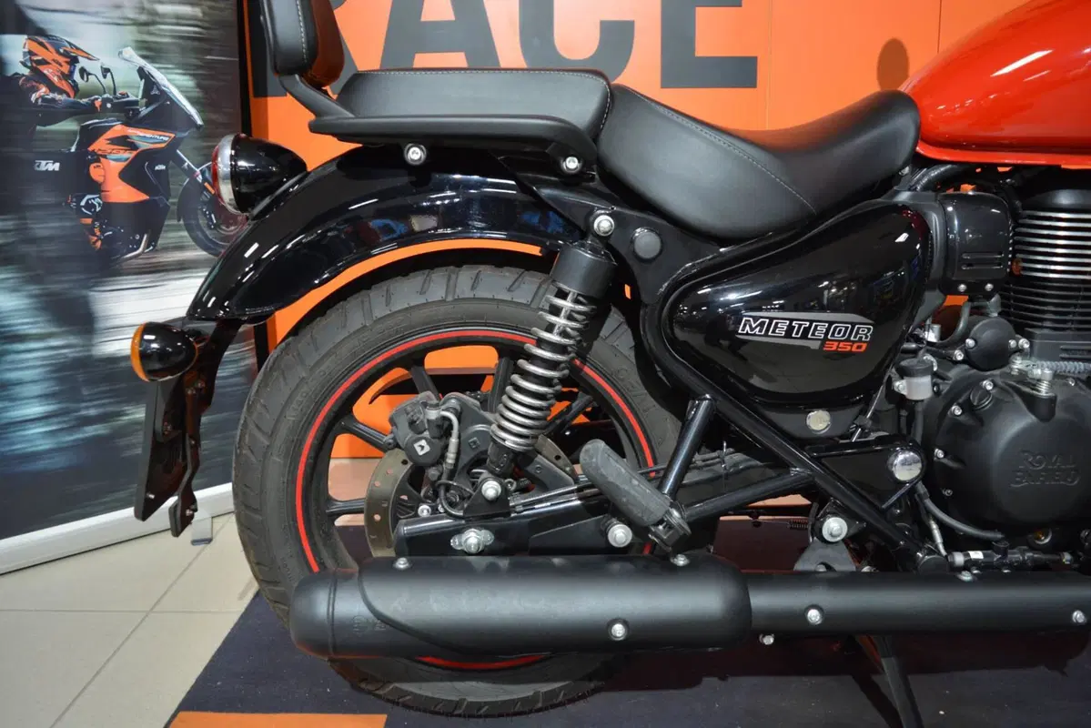 Royal Enfield Meteor 350 (2021 - 26) (13)