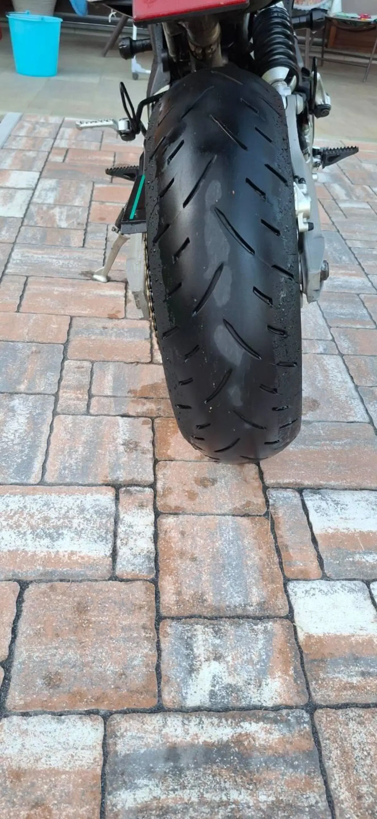 Aprilia Dorsoduro 750 (2009 - 14) (3)
