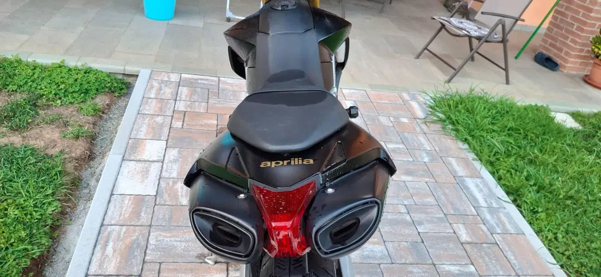 Aprilia Dorsoduro 750 (2009 - 14) (4)