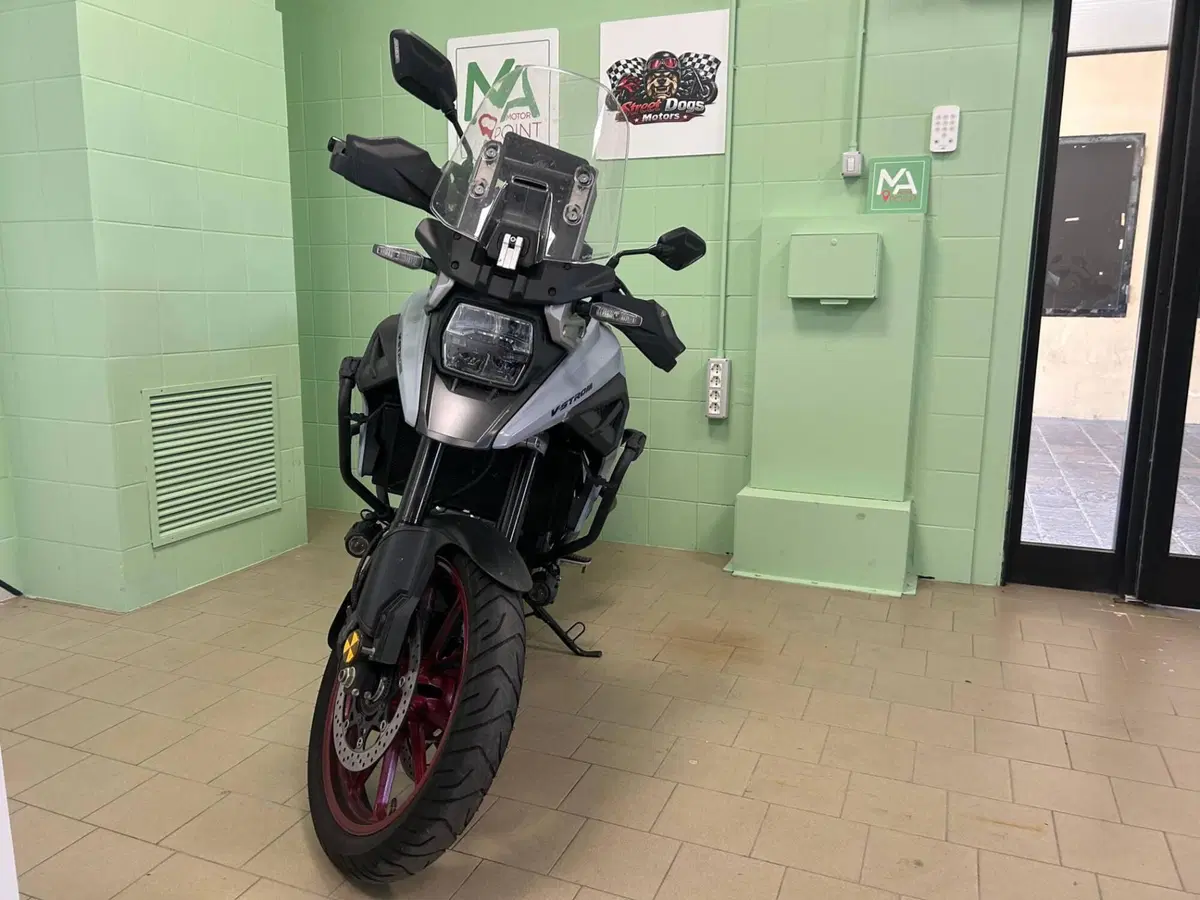 Suzuki V-Strom 1050DE (2023 - 24) (3)