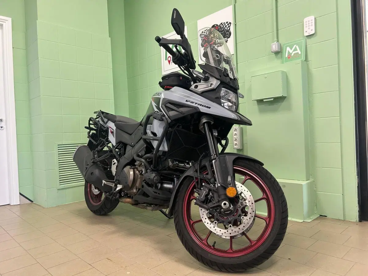 Suzuki V-Strom 1050DE (2023 - 24) (9)