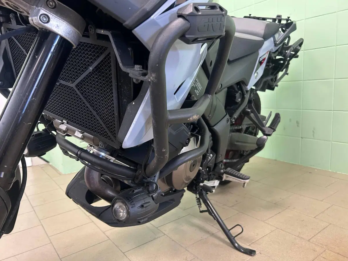 Suzuki V-Strom 1050DE (2023 - 24) (11)