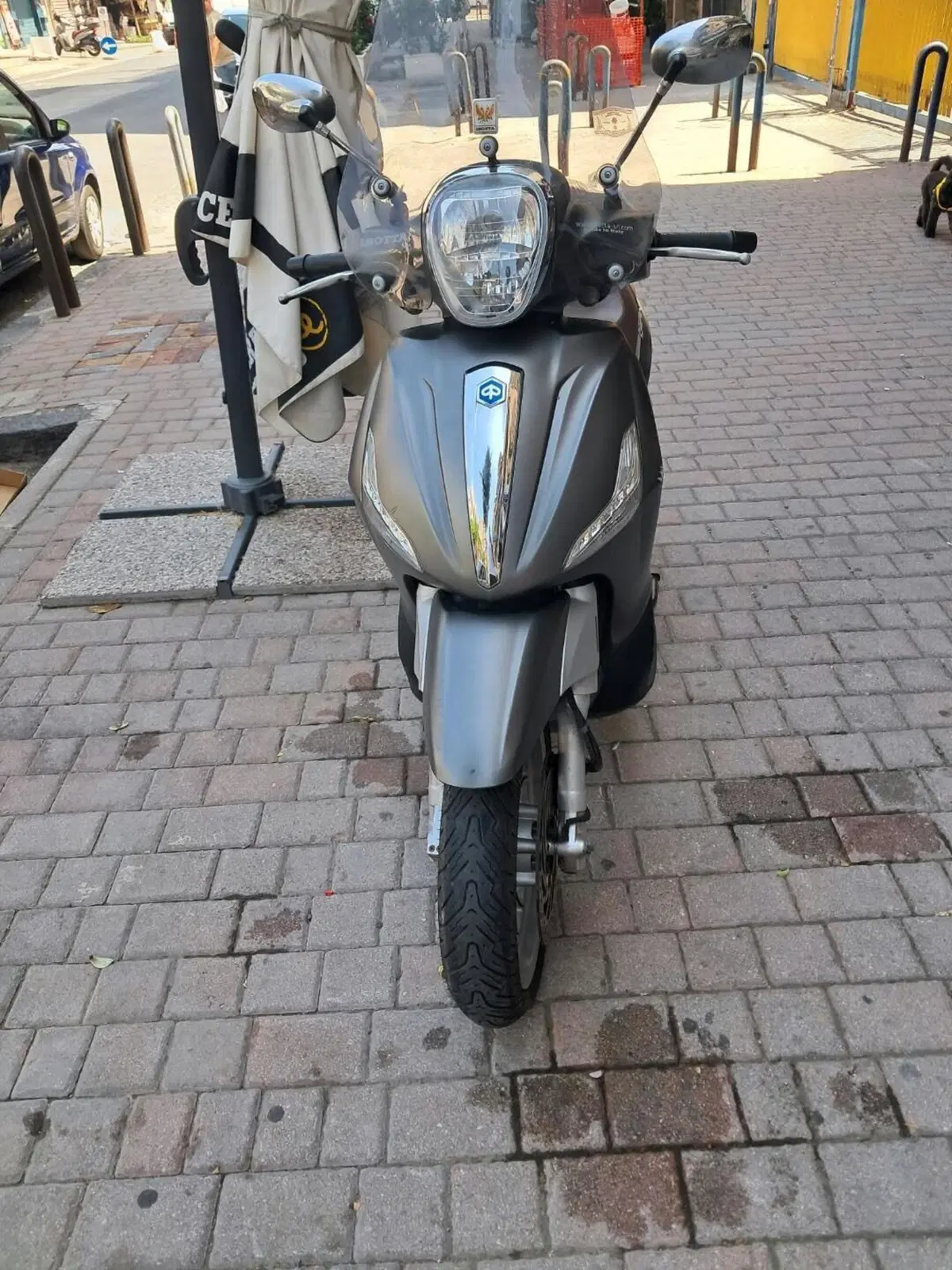 Piaggio Beverly 300 i.e. ABS-ASR (2016 - 20) (3)