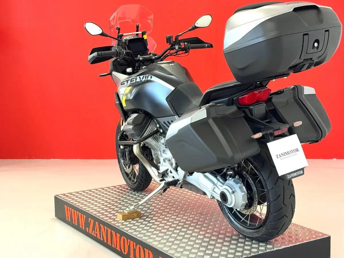 Moto Guzzi Stelvio PFF (2024 - 26) (6)