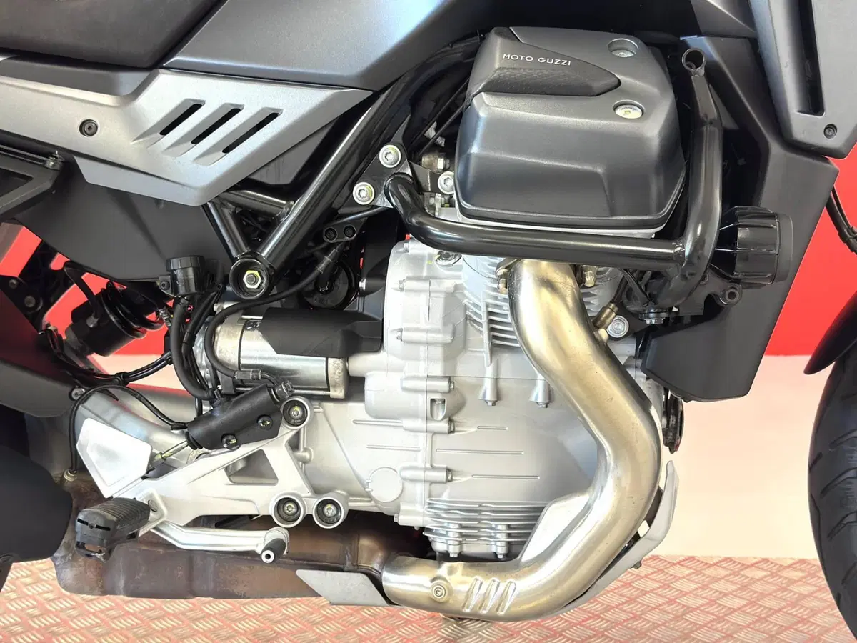 Moto Guzzi Stelvio PFF (2024 - 26) (10)